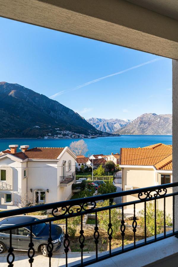Boka View Luxury Suite - With Free Garage Parking Kotor Dış mekan fotoğraf