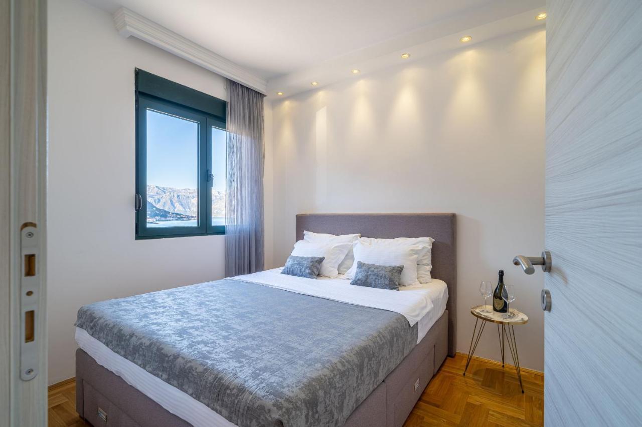 Boka View Luxury Suite - With Free Garage Parking Kotor Dış mekan fotoğraf