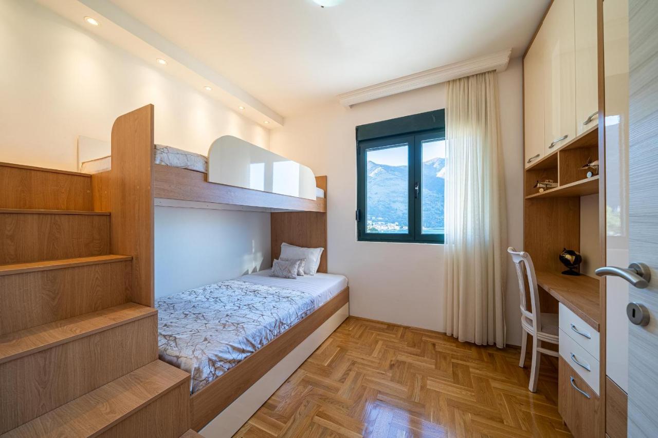 Boka View Luxury Suite - With Free Garage Parking Kotor Dış mekan fotoğraf